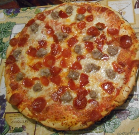SausagePeppPizza-